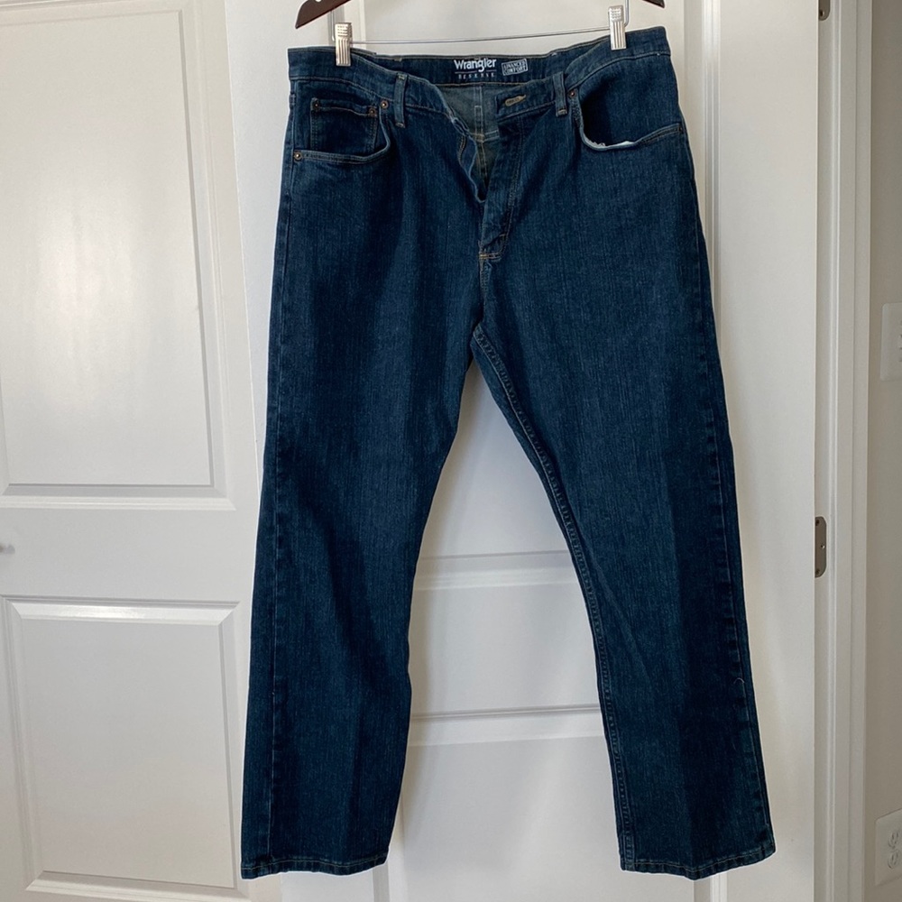 Gently Used Men’s Wrangler Jeans